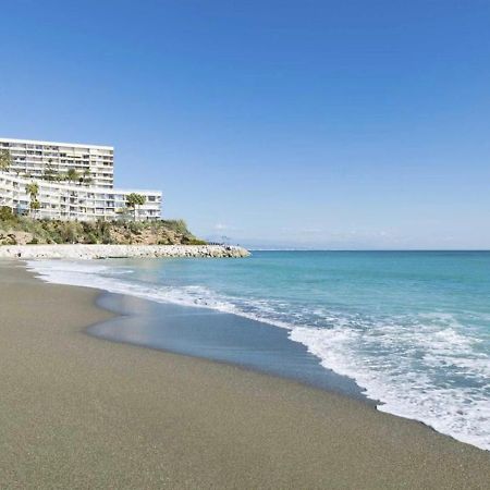 Apartamento Lujoso duplex a 7 min. a pie de la playa Torremolinos Exterior foto