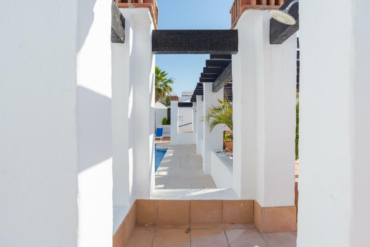 Apartamento Lujoso duplex a 7 min. a pie de la playa Torremolinos Exterior foto