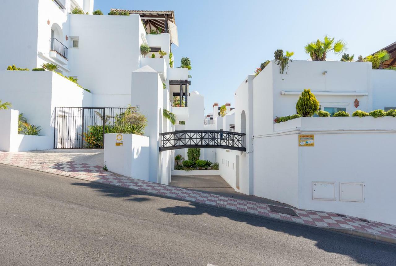 Apartamento Lujoso duplex a 7 min. a pie de la playa Torremolinos Exterior foto