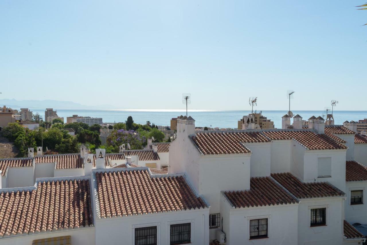 Apartamento Lujoso duplex a 7 min. a pie de la playa Torremolinos Exterior foto