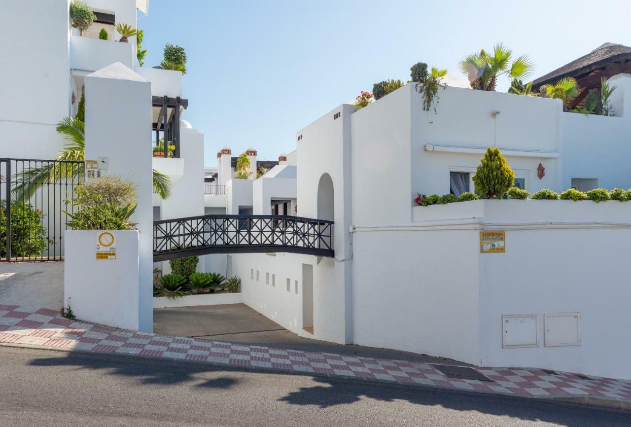 Apartamento Lujoso duplex a 7 min. a pie de la playa Torremolinos Exterior foto